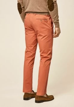 Hackett London Core Kensington - Chino - Orange -Mode Herenkleding Winkel 1b08a1229fdf40a38b3bf0c8b4c767ad
