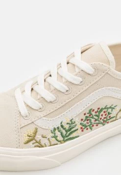 Vans Old Skool Tapered Unisex - Sneakers Laag - Theory Oatmeal -Mode Herenkleding Winkel 3b0d89f924e34853a7be08b60f045887