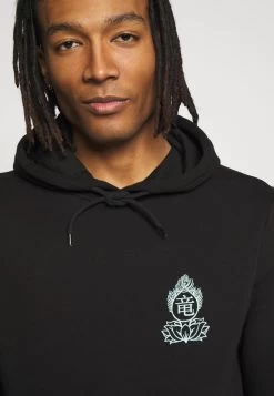 YOURTURN Hoodie - Black 13 YOURTURN Hoodie - Black -Mode Herenkleding Winkel 4c825b30c3bf4d60ab23acf9d91d2d66