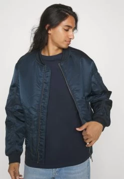 YOURTURN 3Pack Unisex - T-Shirt Basic - Olive, Beige, Dark Blue -Mode Herenkleding Winkel 5b3b0b549208478d880117e283d8c958