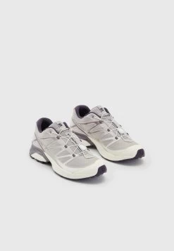 Salomon Xt-Pathway Unisex - Sneakers Laag - Ashes Of Roses/Moonscape/Vanilla Ice