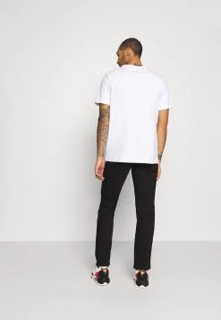 Wrangler Texas - Slim Fit Jeans - Black Valley -Mode Herenkleding Winkel b33abee3d489487696c6172a4f3a6f37